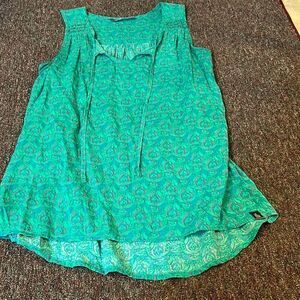 The north face green blouse M